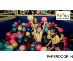 Petals Preschool And Daycare Creche - Nirman Vihar